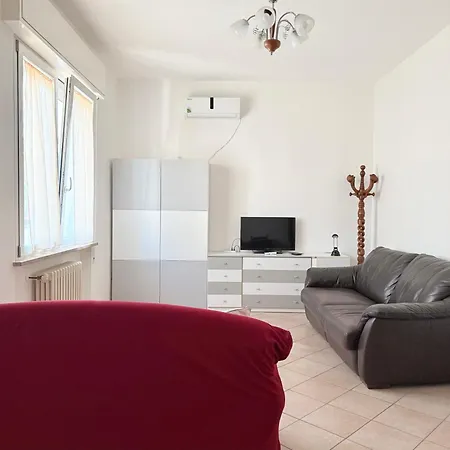 Se238 - Marotta, Quadrilocale Con Corte Privata