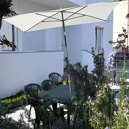 Se238 - Marotta, Quadrilocale Con Corte Privata *